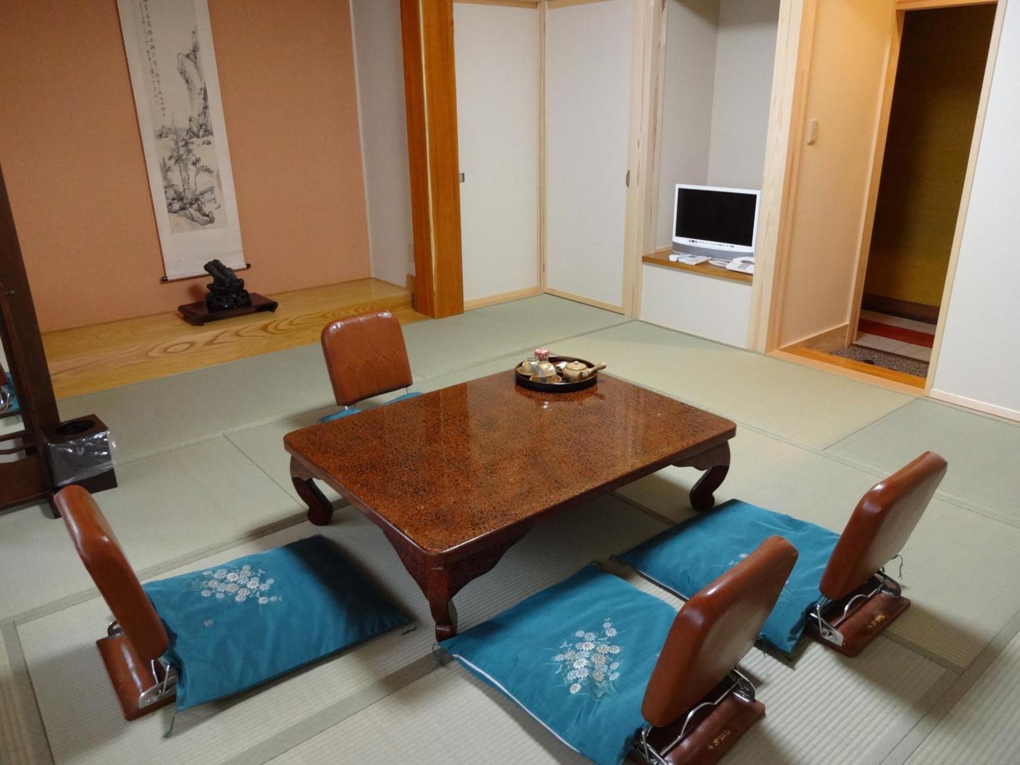 Chuokan Shimizuya Ryokan Нагано Стая снимка