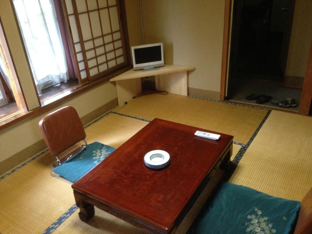 Chuokan Shimizuya Ryokan Нагано Стая снимка