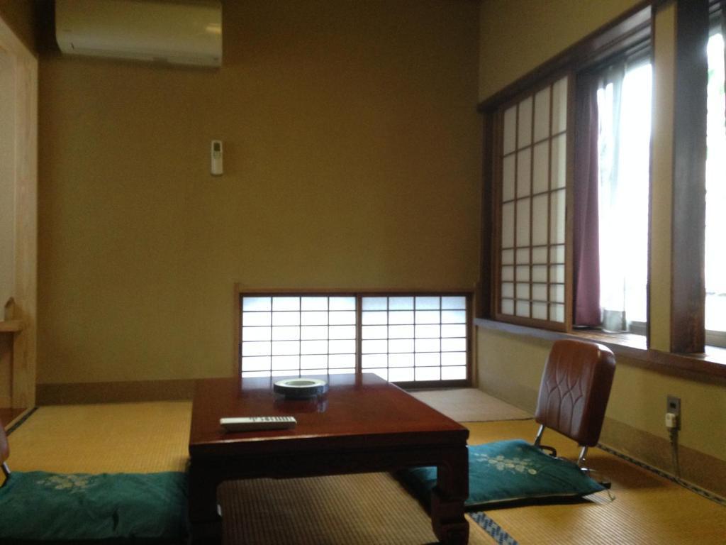 Chuokan Shimizuya Ryokan Нагано Стая снимка
