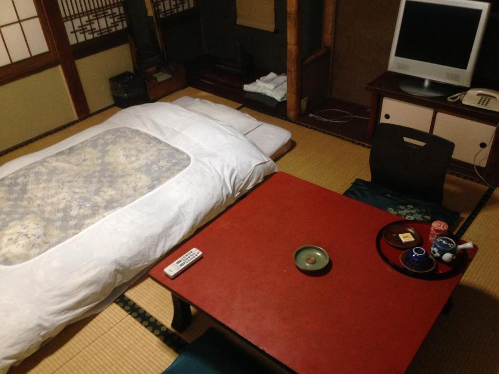 Chuokan Shimizuya Ryokan Нагано Стая снимка